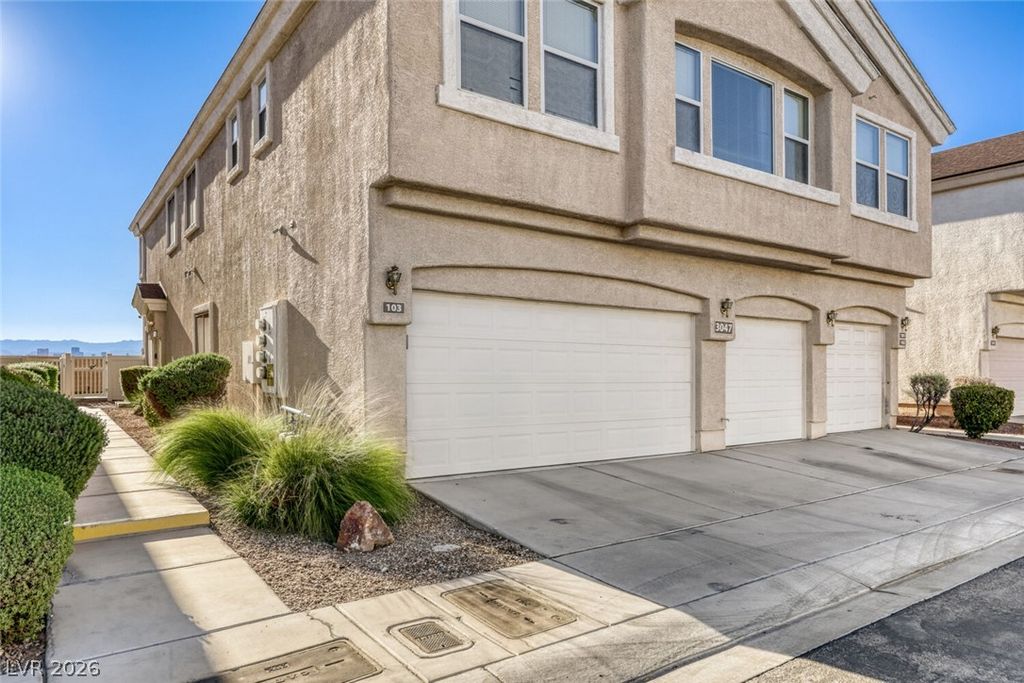 3047 Errol Flynn Street 103, Las Vegas, NV 89122 — photo 4