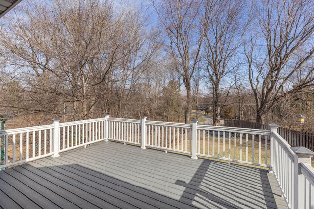 2617 Burl Oak Curve, Hudson, WI 54016