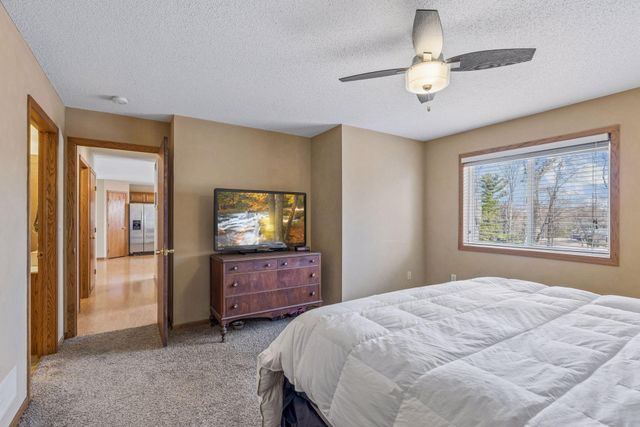 2617 Burl Oak Curve, Hudson, WI 54016