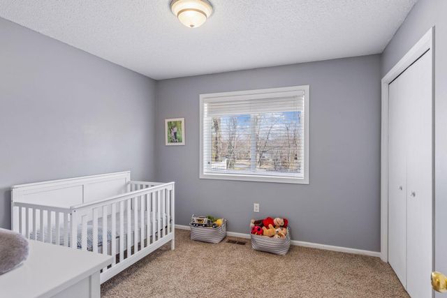 2617 Burl Oak Curve, Hudson, WI 54016