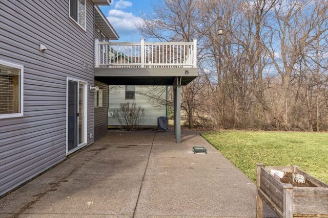 2617 Burl Oak Curve, Hudson, WI 54016