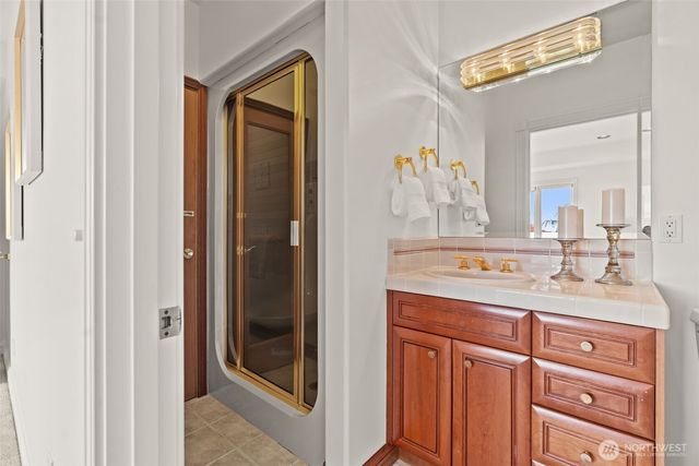 19314 94th Avenue W, Edmonds, WA 98020