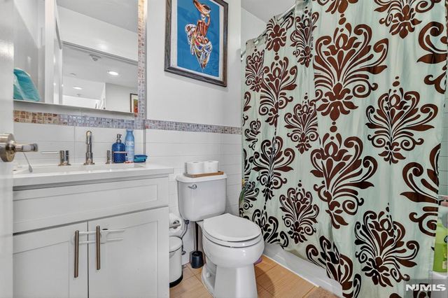 3312 Hudson Avenue 12K, Union City, NJ 07087