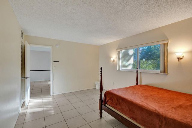 251 NW 76th Avenue 106, Margate, FL 33063