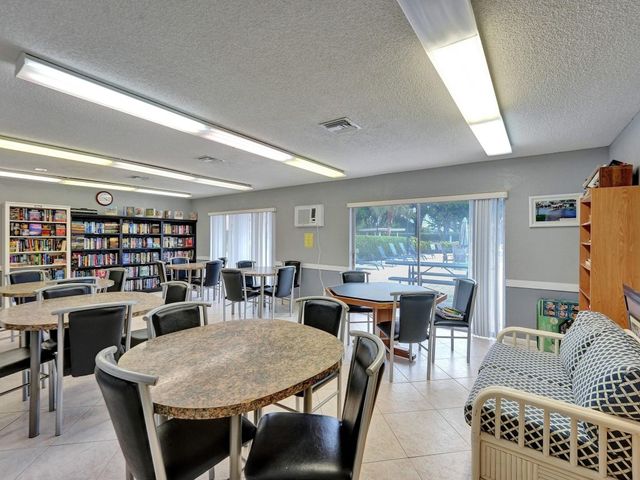 251 NW 76th Avenue 106, Margate, FL 33063