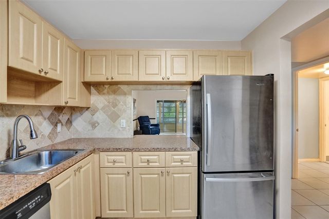 251 NW 76th Avenue 106, Margate, FL 33063