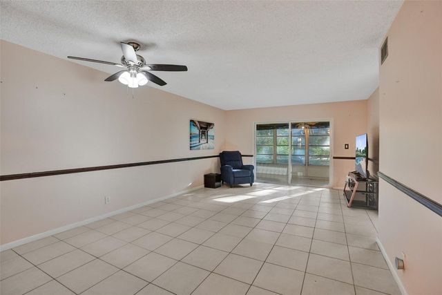 251 NW 76th Avenue 106, Margate, FL 33063