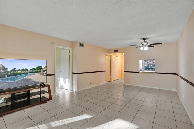 251 NW 76th Avenue 106, Margate, FL 33063