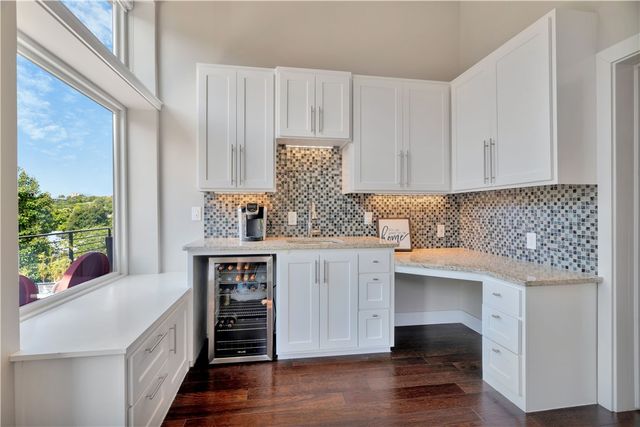615 W North Street, Fayetteville, AR 72701