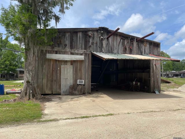 13195 Perch St, Maurepas, LA 70449
