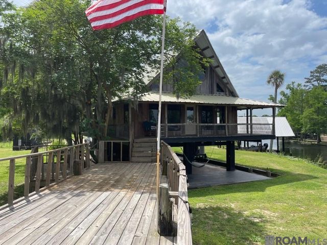 13195 Perch St, Maurepas, LA 70449