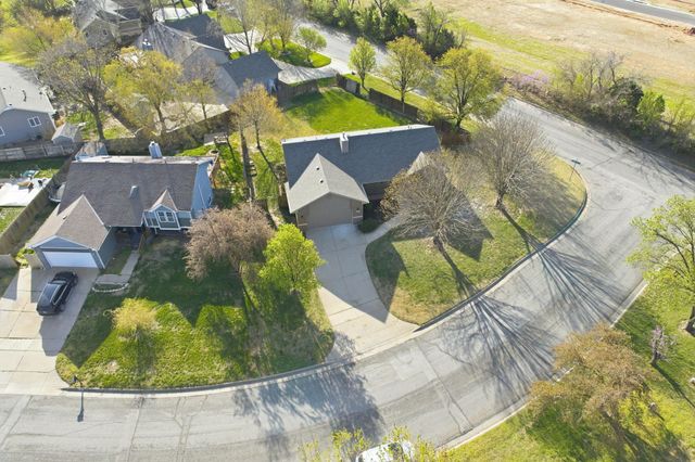 2772 Glacier Dr, Wichita, KS 67215