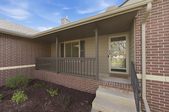 2772 Glacier Dr, Wichita, KS 67215