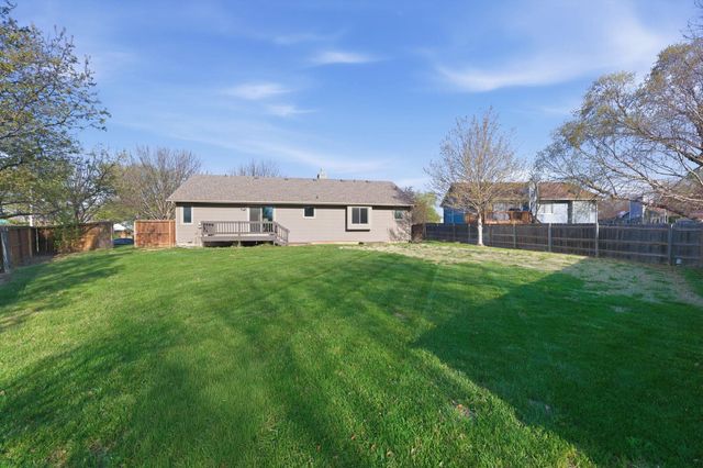 2772 Glacier Dr, Wichita, KS 67215