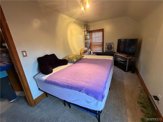 2721 Weston Avenue, Niagara Falls, NY 14305