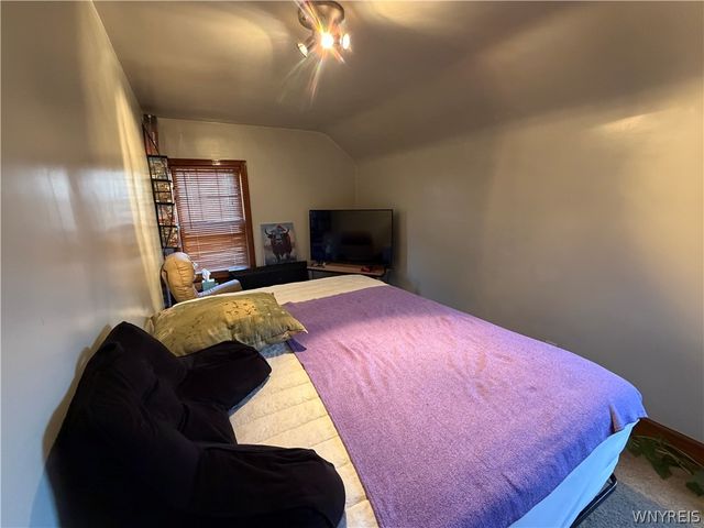 2721 Weston Avenue, Niagara Falls, NY 14305