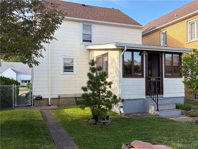 2721 Weston Avenue, Niagara Falls, NY 14305