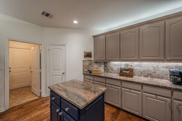 6501 Wildlife Trail, Garland, TX 75044