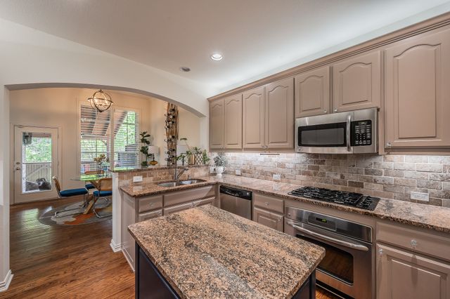 6501 Wildlife Trail, Garland, TX 75044