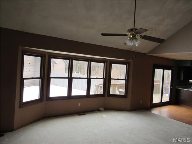 9 Brian Drive, Swansea, IL 62226