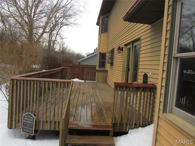 9 Brian Drive, Swansea, IL 62226