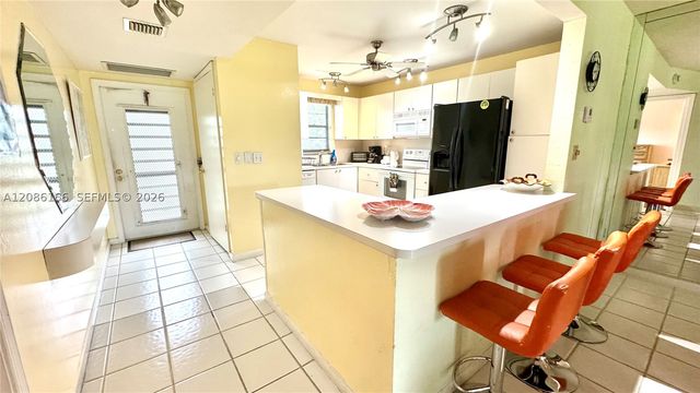 2420 S Deer Creek Country Club Blvd 207-D, Deerfield Beach, FL 33442