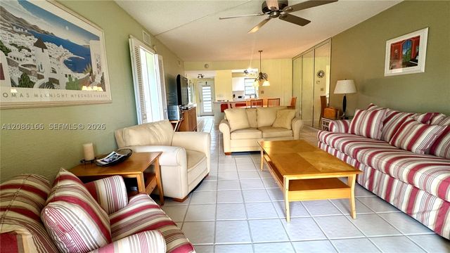 2420 S Deer Creek Country Club Blvd 207-D, Deerfield Beach, FL 33442