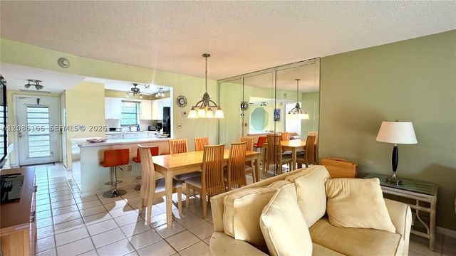 2420 S Deer Creek Country Club Blvd 207-D, Deerfield Beach, FL 33442