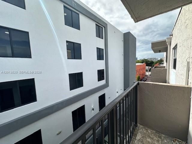 1337 NW 1st St 14, Miami, FL 33125