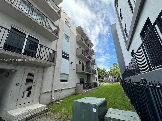 1337 NW 1st St 14, Miami, FL 33125