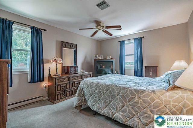4252 Briarcliff Road, South Whitehall Twp, PA 18104