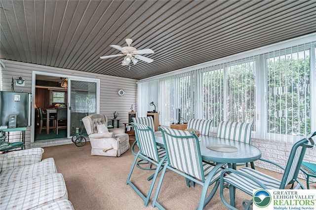 4252 Briarcliff Road, South Whitehall Twp, PA 18104