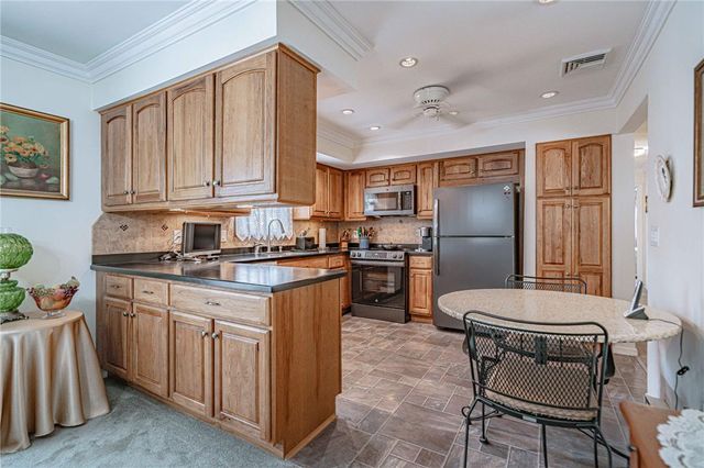 4252 Briarcliff Road, South Whitehall Twp, PA 18104