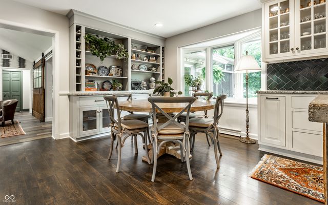 6260 E Avalon Lane East Drive, Indianapolis, IN 46220