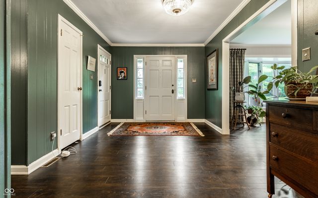 6260 E Avalon Lane East Drive, Indianapolis, IN 46220