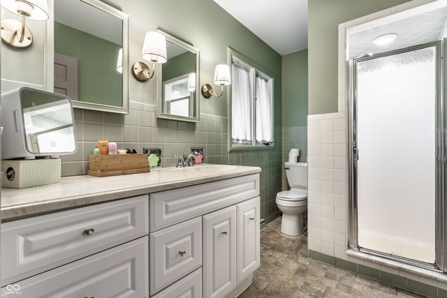 6260 E Avalon Lane East Drive, Indianapolis, IN 46220