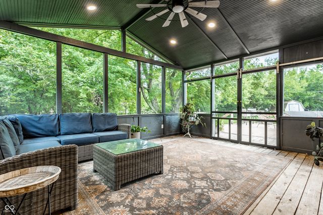 6260 E Avalon Lane East Drive, Indianapolis, IN 46220