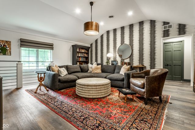 6260 E Avalon Lane East Drive, Indianapolis, IN 46220