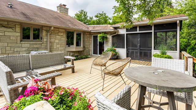 6260 E Avalon Lane East Drive, Indianapolis, IN 46220