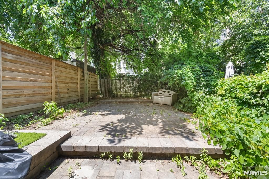 812 Garden Street 1, Hoboken, NJ 07030
