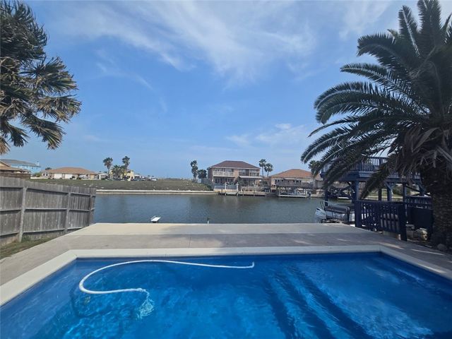 15642 Cuttysark St, Corpus Christi, TX 78418