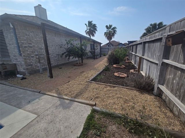15642 Cuttysark St, Corpus Christi, TX 78418