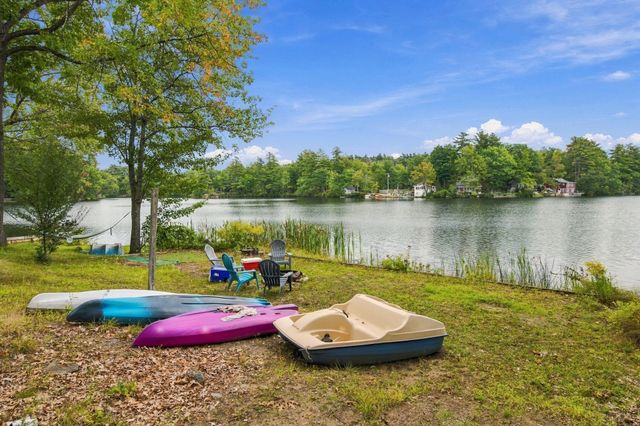 39 Lakeview Dr, Leominster, MA 01453