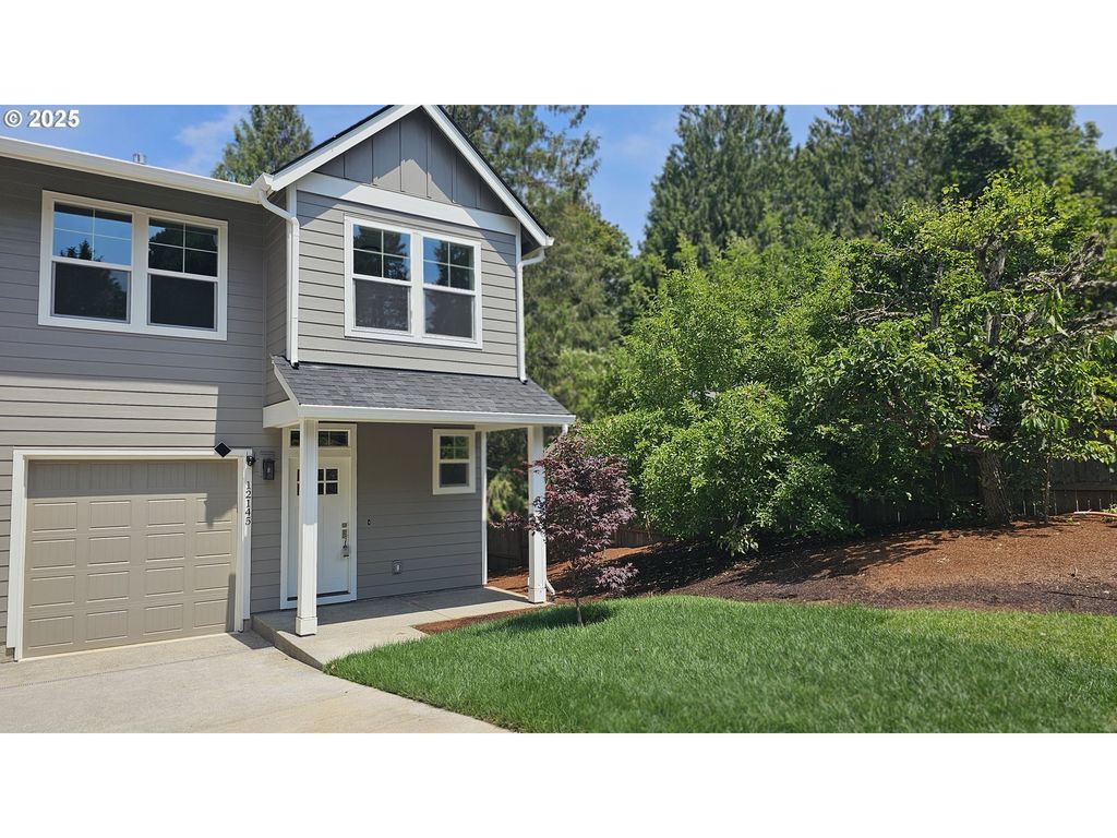 12145 Se KNAPP Ln, Portland, OR 97266