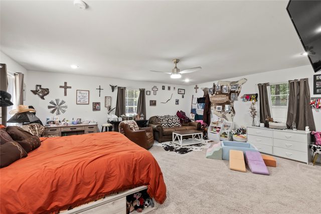 110 Pierce Drive, Mabank, TX 75156