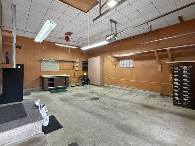 3561 Kawkawlin River Drive, Bay City, MI 48706