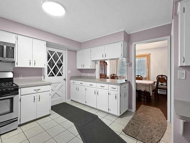 3561 Kawkawlin River Drive, Bay City, MI 48706