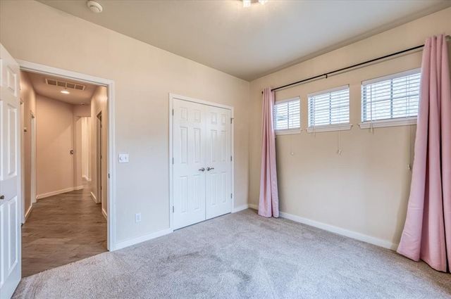 15621 Traditions Drive, Edmond, OK 73013