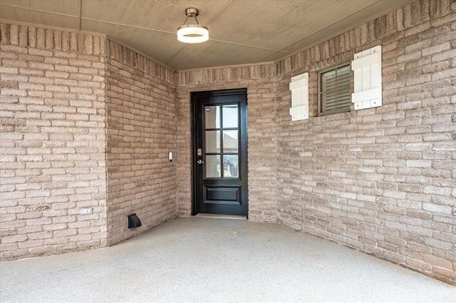 15621 Traditions Drive, Edmond, OK 73013