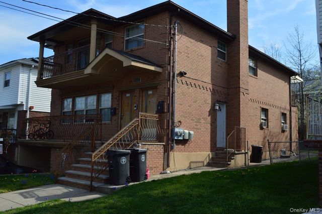 13-31 209th St, Bayside, NY 11360